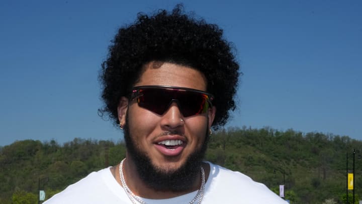 Alabama Crimson Tide tackle Kadyn Proctor