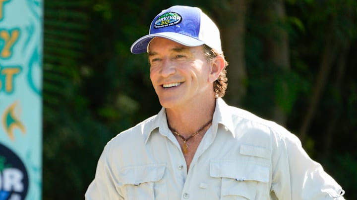 “Did You Vote for a Swap?” – A foreboding treemail message leaves castaways hungry for information regarding an imminent change. Knowledge is power as the boomerang idols begin to rear their heads within tribes. Then, past mistakes and baggage haunt players in their quest for redemption on SURVIVOR 50, Wednesday, March 11. Photo: Robert Voets/CBS ©2025 CBS Broadcasting, Inc. All Rights Reserved.