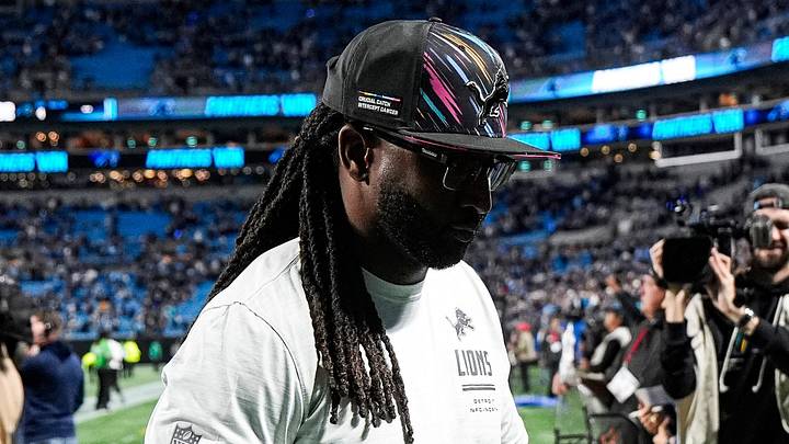 Detroit Lions defensive coordinator Kelvin Sheppard walks off the field after 32-26 loss to Carolina Panthers at Bank of America Stadium in Charlotte on Sunday, Oct. 4, 2026.