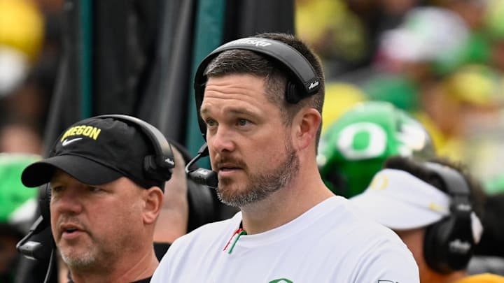 Oct 11, 2025; Eugene, Oregon, USA; Oregon Ducks head coach Dan Lanning instructs his team from the sideline against the Indiana Hoosiers during the third quarter at Autzen Stadium. Mandatory Credit: Troy Wayrynen-Imagn Images