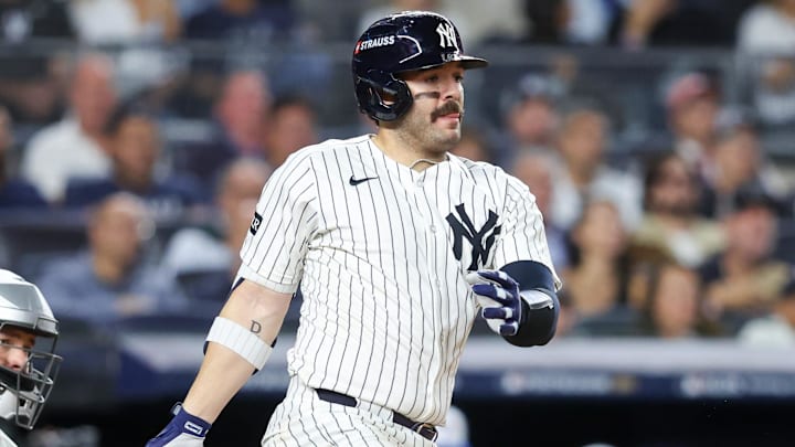 Oct 7, 2025; Bronx, New York, USA; New York Yankees catcher Austin Wells (28) hits an RBI single in the fifth inning against the Toronto Blue Jays during game three of the ALDS round for the 2025 MLB playoffs at Yankee Stadium. Mandatory Credit: Wendell Cruz-Imagn Images Oct 7, 2025; Bronx, New York, USA; New York Yankees catcher Austin Wells (28) hits an RBI single in the fifth inning against the Toronto Blue Jays during game three of the ALDS round for the 2025 MLB playoffs at Yankee Stadium. Mandatory Credit: Wendell Cruz-Imagn Images