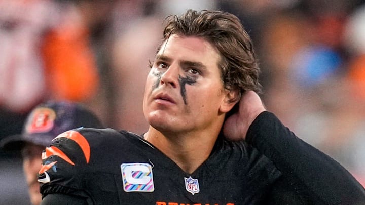 Cincinnati Bengals defensive end Trey Hendrickson (91) watches a replay as the Detroit Lions 
