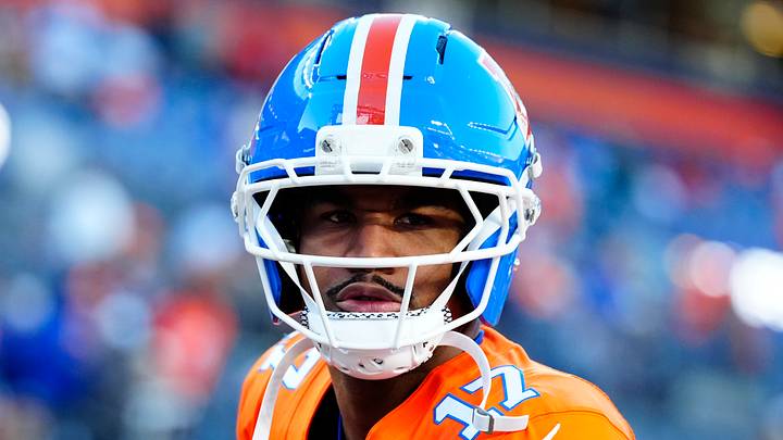 Denver Broncos wide receiver Jaylen Waddle Denver Broncos wide receiver Jaylen Waddle