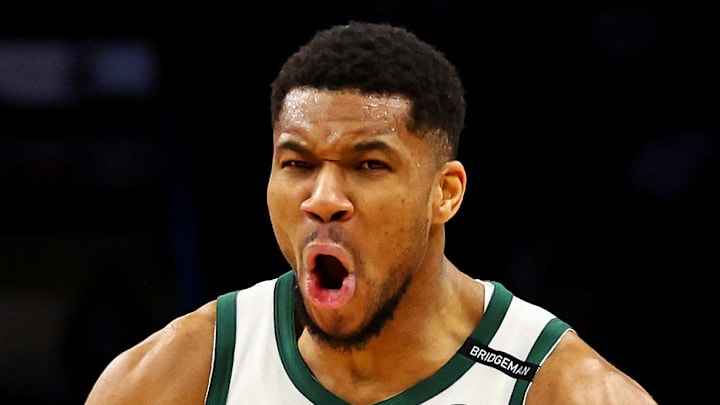 Milwaukee Bucks forward Giannis Antetokounmpo (34) reacts after a play during the second quarter against the Phoenix Suns at Footprint Center on March 24, 2025. Milwaukee Bucks forward Giannis Antetokounmpo (34) reacts after a play during the second quarter against the Phoenix Suns at Footprint Center on March 24, 2025.