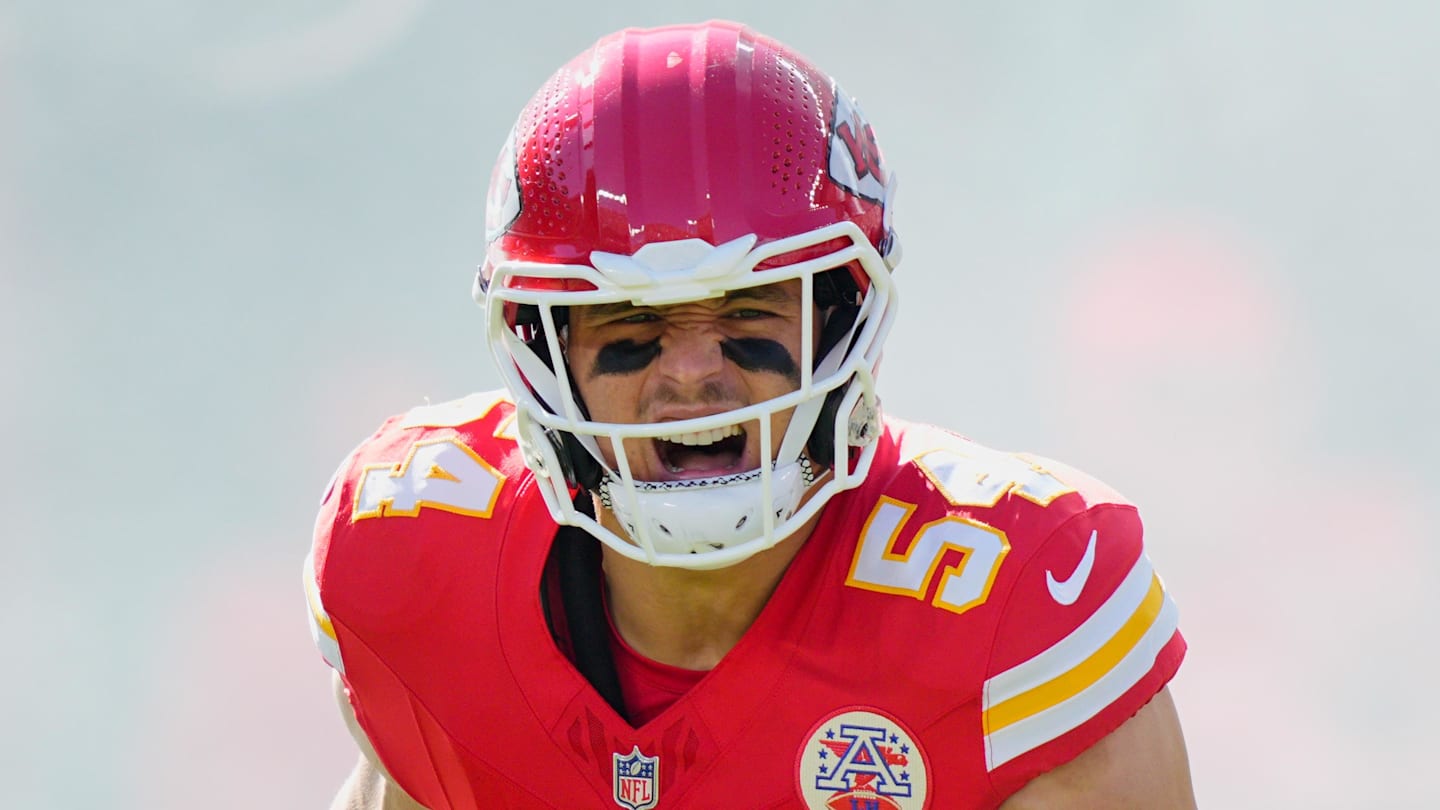 Commanders Sign 2-Time Super Bowl Champion LB Leo Chenal