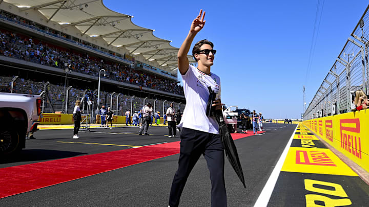 Oct 20, 2024; Austin, Texas, USA; Mercedes AMG Petronas F1 Team driver George Russell (63) of Team Great Britain walks back to the paddock after the driver’s parade before the 2024 Formula One US Grand Prix at Circuit of the Americas. Mandatory Credit: Jerome Miron-Imagn Images Oct 20, 2024; Austin, Texas, USA; Mercedes AMG Petronas F1 Team driver George Russell (63) of Team Great Britain walks back to the paddock after the driver’s parade before the 2024 Formula One US Grand Prix at Circuit of the Americas. Mandatory Credit: Jerome Miron-Imagn Images