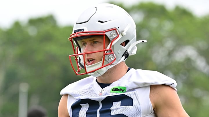 Jun 9, 2025; Foxborough, MA, USA; New England Patriots wide receiver Efton Chism III (86) runs the ball after the catch during minicamp at Gillette Stadium. Mandatory Credit: Eric Canha-Imagn Images