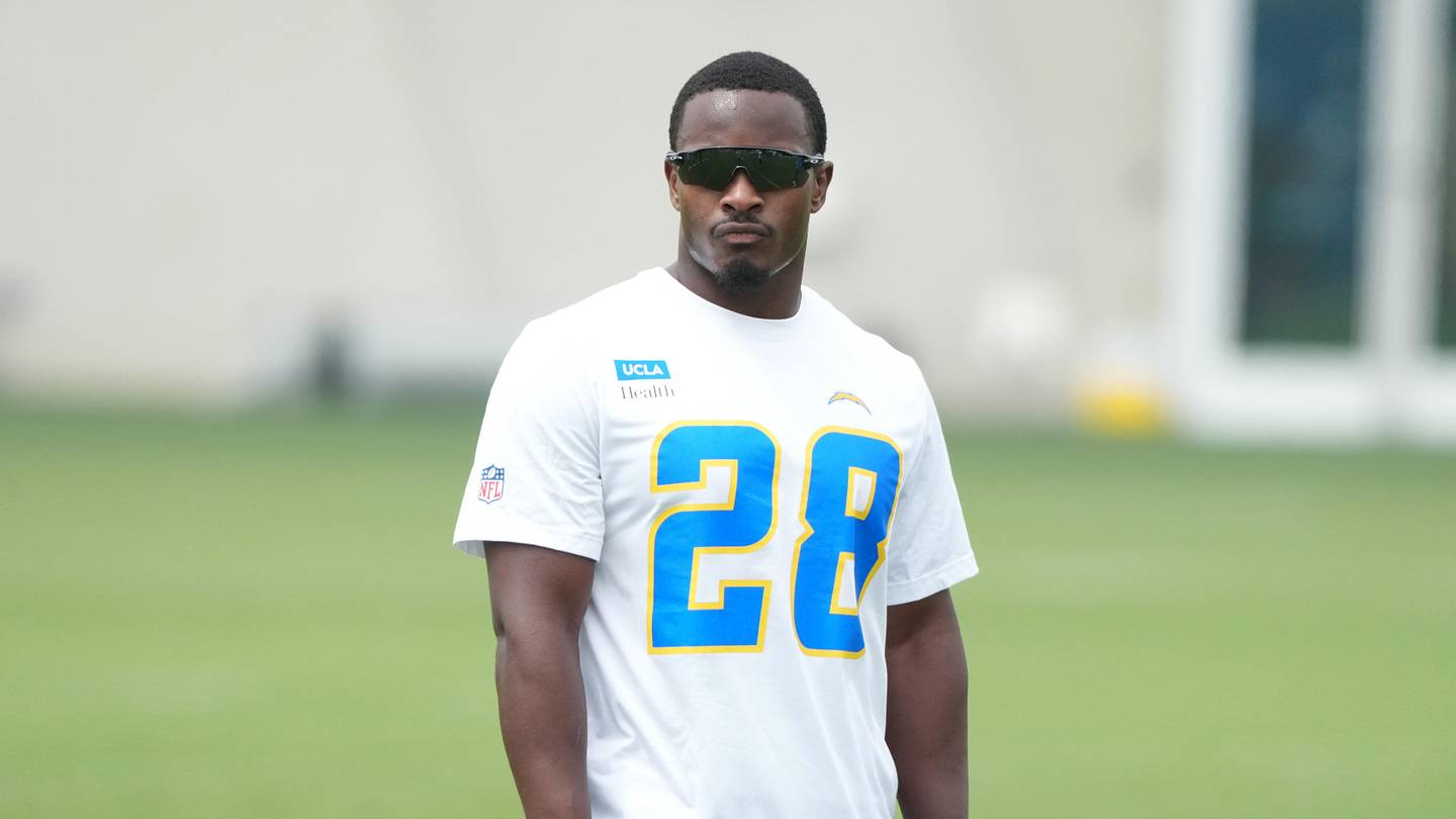 Sneaky NFL Trade Candidate Might Just Be Chargers' Unsung Hero