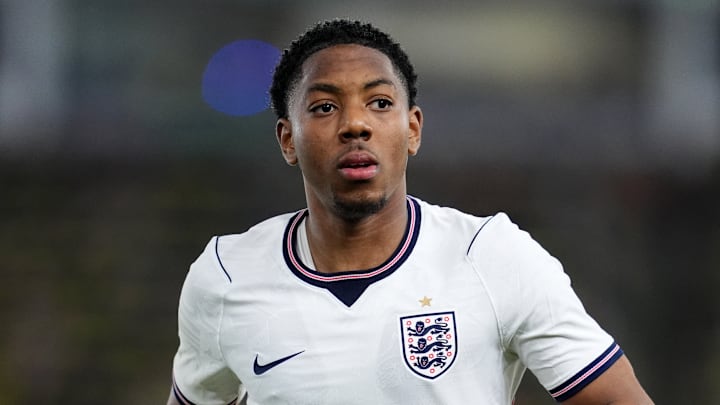 Myles Lewis-Skelly, England