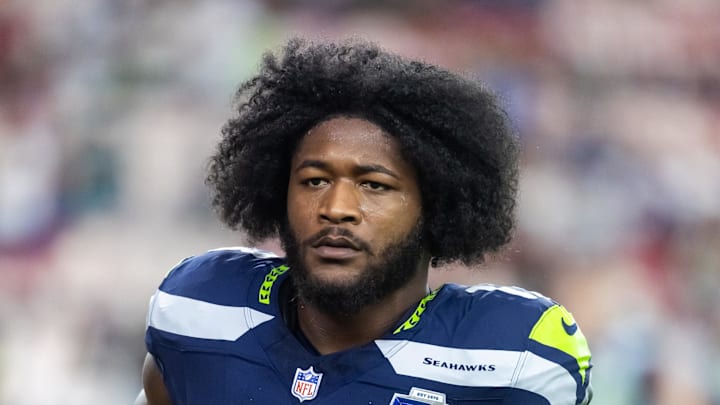 Seattle Seahawks linebacker Ernest Jones IV warms up Seattle Seahawks linebacker Ernest Jones IV warms up