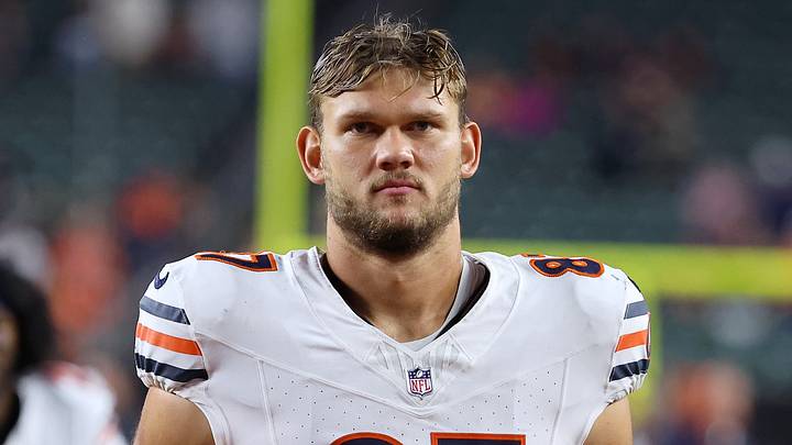 Chicago Bears tight end Sam Roush