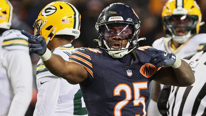 Chicago Bears running back Kyle Monangai (25) signals a first down against the Packers last season. Chicago Bears running back Kyle Monangai (25) signals a first down against the Packers last season.