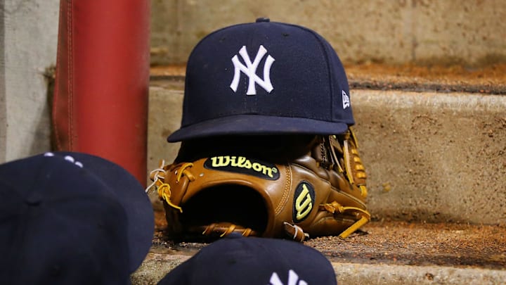 May 9, 2017; Cincinnati, OH, USA; A view of official New Era on field hats of the New York Yankees on the steps of the dugout at Great American Ball Park. Mandatory Credit: Aaron Doster-Imagn Images May 9, 2017; Cincinnati, OH, USA; A view of official New Era on field hats of the New York Yankees on the steps of the dugout at Great American Ball Park. Mandatory Credit: Aaron Doster-Imagn Images