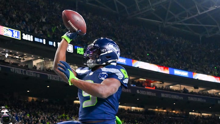 Seattle Seahawks running back Kenneth Walker III (9)