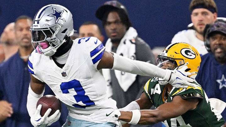 Dallas Cowboys receiver George Pickens (3) catches a pass against Green Bay Packers cornerback Carrington Valentine. Dallas Cowboys receiver George Pickens (3) catches a pass against Green Bay Packers cornerback Carrington Valentine.