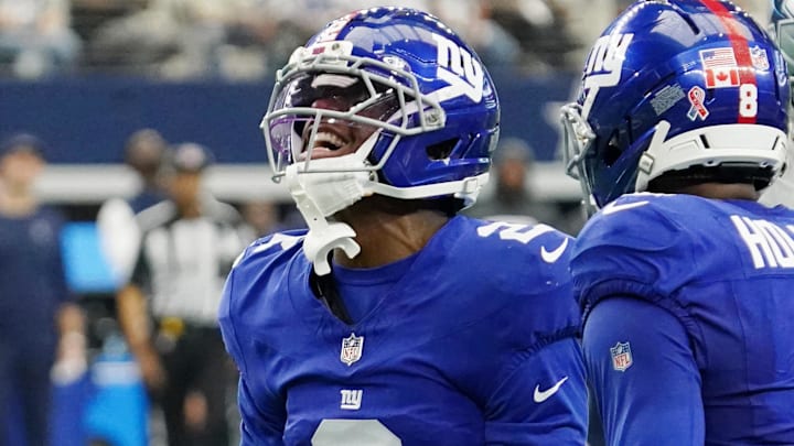 Sep 14, 2025; Arlington, Texas, USA; New York Giants cornerback Deonte Banks (2) reacts after a play against the Dallas Cowboys during the third quarter at AT&T Stadium.