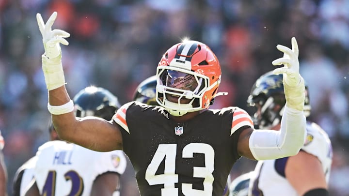 Cleveland Browns linebacker Mohamoud Diabate