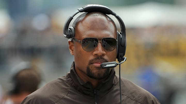 Cleveland Browns v Pittsburgh Steelers