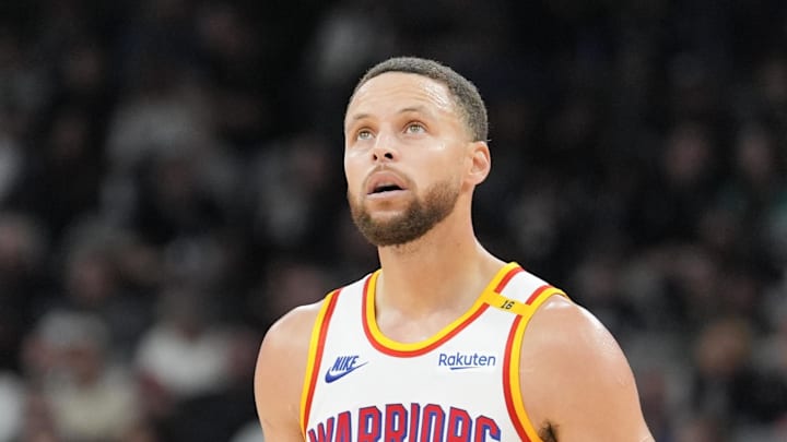 Nov 23, 2024; San Antonio, Texas, USA; Golden State Warriors guard Stephen Curry (30) looks up in the first half against the San Antonio Spurs at Frost Bank Center. Mandatory Credit: Daniel Dunn-Imagn Images Nov 23, 2024; San Antonio, Texas, USA; Golden State Warriors guard Stephen Curry (30) looks up in the first half against the San Antonio Spurs at Frost Bank Center. Mandatory Credit: Daniel Dunn-Imagn Images
