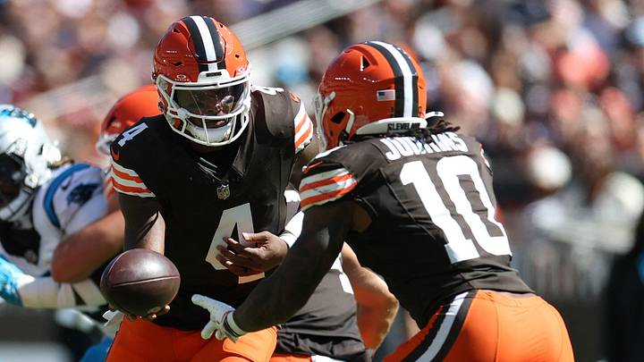 Sep 27, 2026; Cleveland, Ohio, USA; Cleveland Browns quarterback Deshaun Watson (4) hands the ball to running back Quinshon Judkins (10) against the Carolina Panthers during the first quarter at Huntington Bank Field. Mandatory Credit: Scott Galvin-Imagn Images Sep 27, 2026; Cleveland, Ohio, USA; Cleveland Browns quarterback Deshaun Watson (4) hands the ball to running back Quinshon Judkins (10) against the Carolina Panthers during the first quarter at Huntington Bank Field. Mandatory Credit: Scott Galvin-Imagn Images
