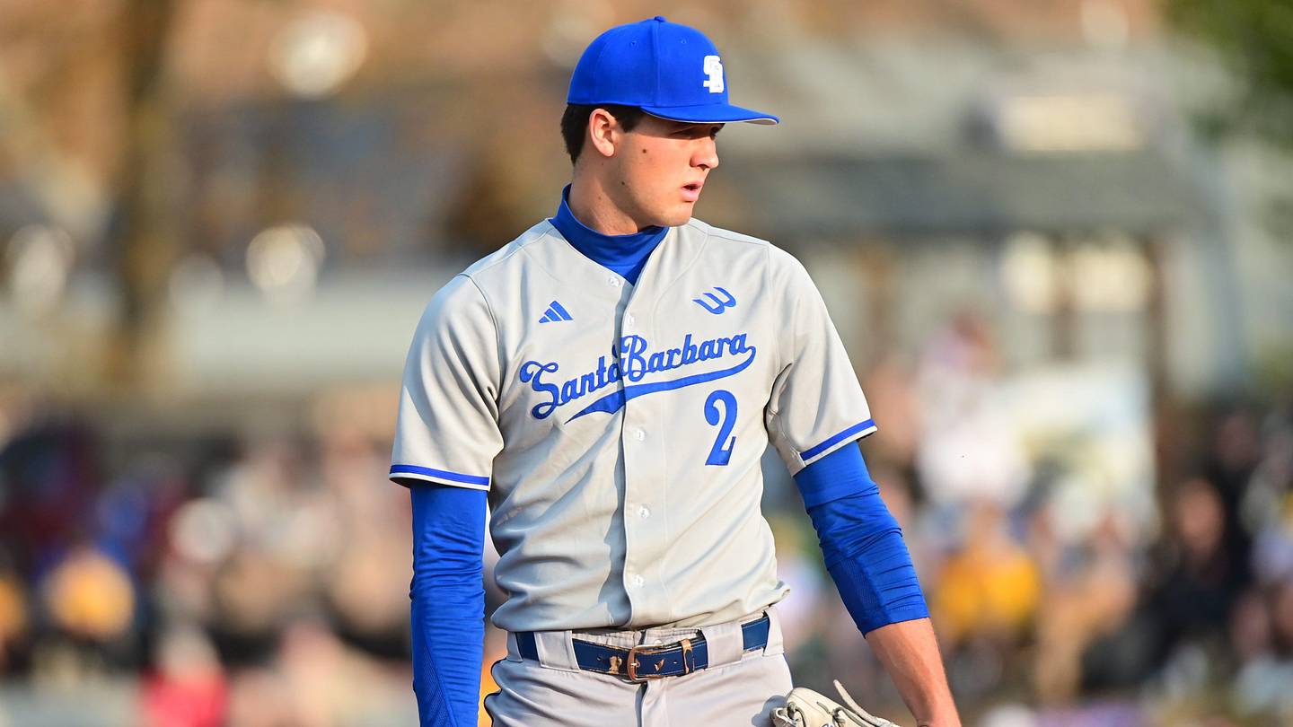 MLB's latest mock draft has Royals deviating from youthful status quo in first-round