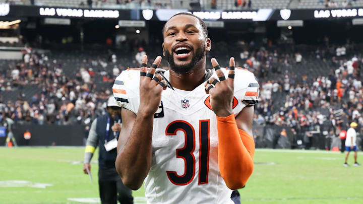 Sep 28, 2025; Paradise, Nevada, USA; Chicago Bears free safety Kevin Byard (31) celebrates after the game against Las Vegas Raiders at Allegiant Stadium. Mandatory Credit: Kiyoshi Mio-Imagn Images