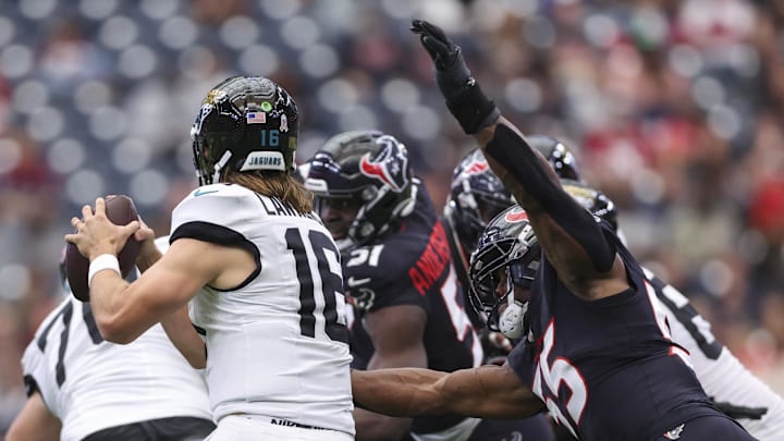 Nov 9, 2025; Houston, Texas, USA; Houston Texans defensive end Danielle Hunter (55) attempts to sack Jacksonville Jaguars quarterback Trevor Lawrence (16) during the game at NRG Stadium. Mandatory Credit: Troy Taormina-Imagn Images Nov 9, 2025; Houston, Texas, USA; Houston Texans defensive end Danielle Hunter (55) attempts to sack Jacksonville Jaguars quarterback Trevor Lawrence (16) during the game at NRG Stadium. Mandatory Credit: Troy Taormina-Imagn Images