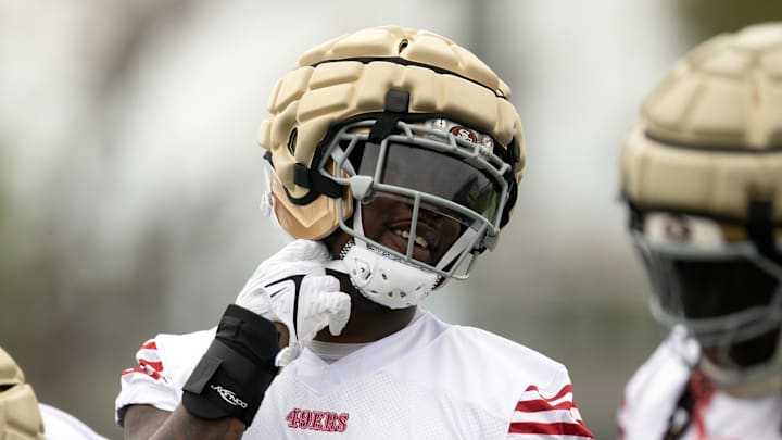 San Francisco 49ers defensive end Mykel Williams (98) San Francisco 49ers defensive end Mykel Williams (98)