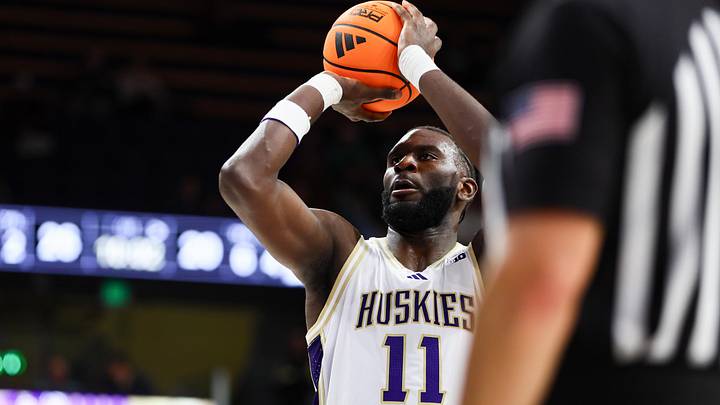 Dec 13, 2025; Seattle, Washington, USA; Washington Huskies center Franck Kepnang (11) shoots a free throw during the first half against the Southern Utah Thunderbirds at Alaska Airlines Arena at Hec Edmundson Pavilion. Mandatory Credit: Kevin Ng-Imagn Images Dec 13, 2025; Seattle, Washington, USA; Washington Huskies center Franck Kepnang (11) shoots a free throw during the first half against the Southern Utah Thunderbirds at Alaska Airlines Arena at Hec Edmundson Pavilion. Mandatory Credit: Kevin Ng-Imagn Images