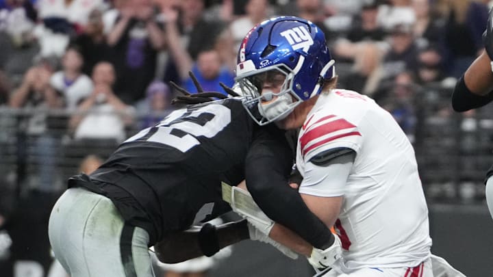 Dec 28, 2025; Paradise, Nevada, USA; New York Giants quarterback Jaxson Dart (6) dives for a touchdown in the second quarter against the Las Vegas Raiders at Allegiant Stadium. Mandatory Credit: Kirby Lee-Imagn Images Dec 28, 2025; Paradise, Nevada, USA; New York Giants quarterback Jaxson Dart (6) dives for a touchdown in the second quarter against the Las Vegas Raiders at Allegiant Stadium. Mandatory Credit: Kirby Lee-Imagn Images