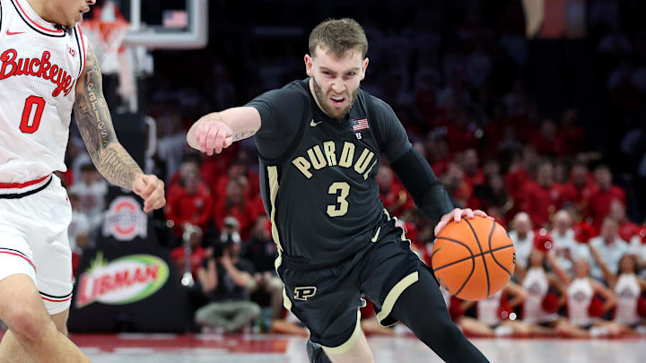 Purdue Boilermakers guard Braden Smith (3) drives to the basket.