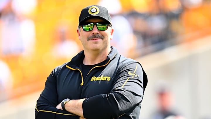 Los Angeles Chargers v Pittsburgh Steelers