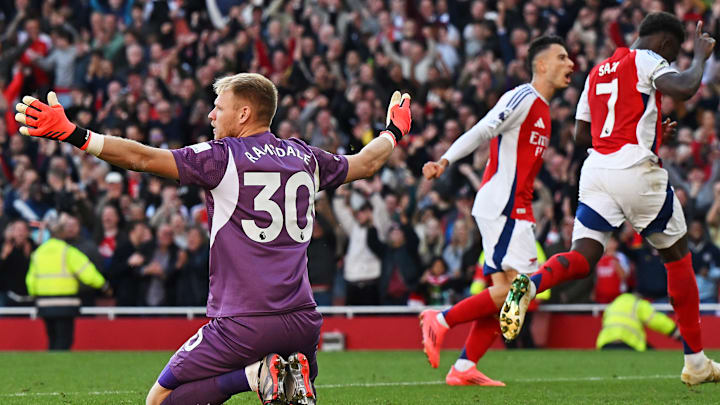 Arsenal FC v Southampton FC - Premier League