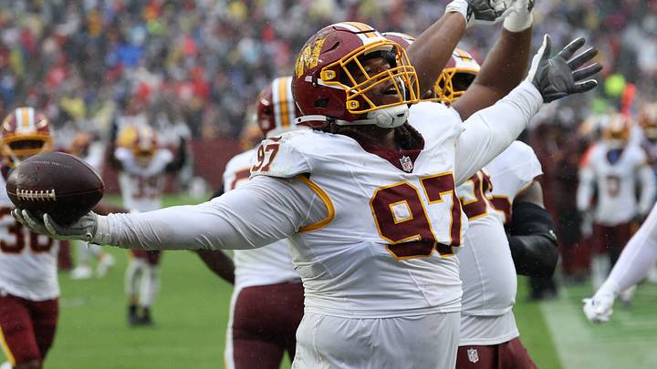 Washington Commanders defensive lineman Tim Settle Jr. 