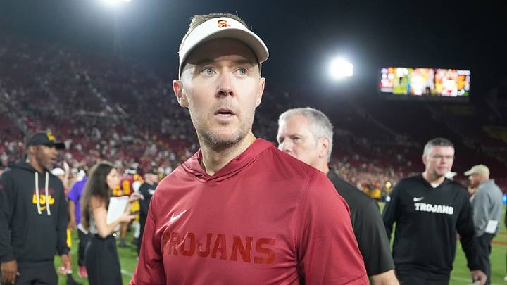 Sep 4, 2026; Los Angeles, California, USA; Southern California Trojans head coach Lincoln Riley reacts after the game against the Fresno State Bulldogs at United Airlines Field at Los Angeles Memorial Coliseum. Mandatory Credit: Kirby Lee-Imagn Images Sep 4, 2026; Los Angeles, California, USA; Southern California Trojans head coach Lincoln Riley reacts after the game against the Fresno State Bulldogs at United Airlines Field at Los Angeles Memorial Coliseum. Mandatory Credit: Kirby Lee-Imagn Images