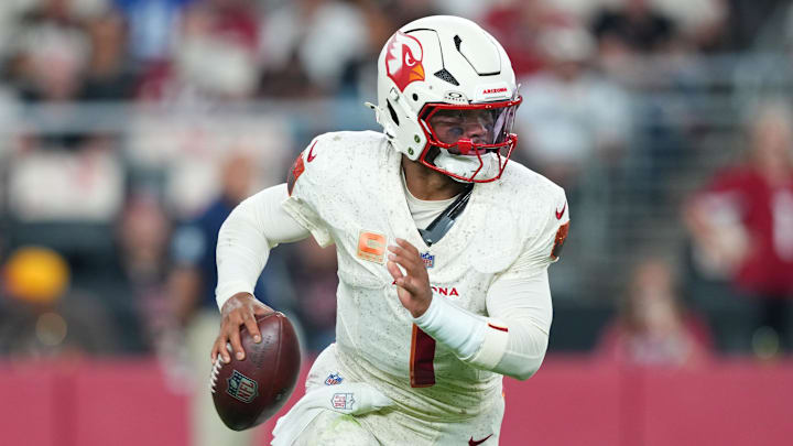 Sep 25, 2025; Glendale, Arizona, USA; Arizona Cardinals quarterback Kyler Murray (1) looks to pass against the Seattle Seahawks in the second quarter at State Farm Stadium. Mandatory Credit: Joe Camporeale-Imagn Images