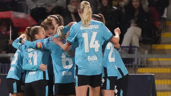 Leverkusen bejubelt den späten Punktgewinn gegen Frankfurt