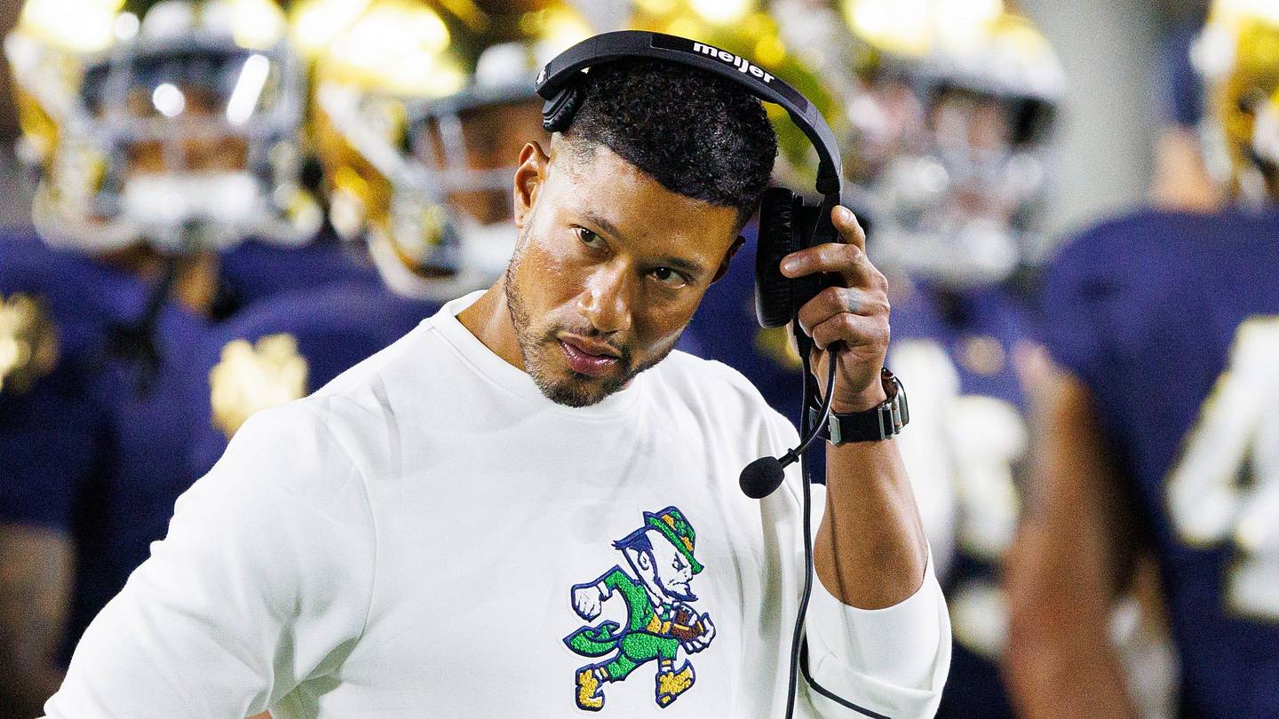 Notre Dame Defense Struggles: Urgent Changes Needed