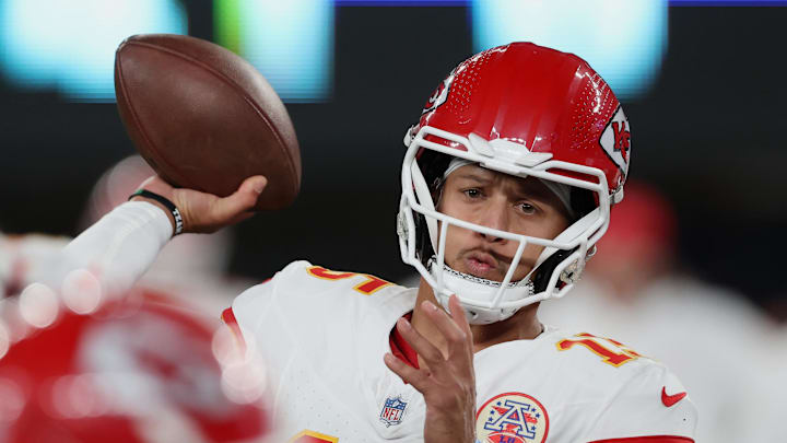 Sep 21, 2025; East Rutherford, New Jersey, USA; Kansas City Chiefs quarterback Patrick Mahomes (15) throws a pass against the New York Giants in the second quarter at MetLife Stadium. Mandatory Credit: Vincent Carchietta-Imagn Images Sep 21, 2025; East Rutherford, New Jersey, USA; Kansas City Chiefs quarterback Patrick Mahomes (15) throws a pass against the New York Giants in the second quarter at MetLife Stadium. Mandatory Credit: Vincent Carchietta-Imagn Images
