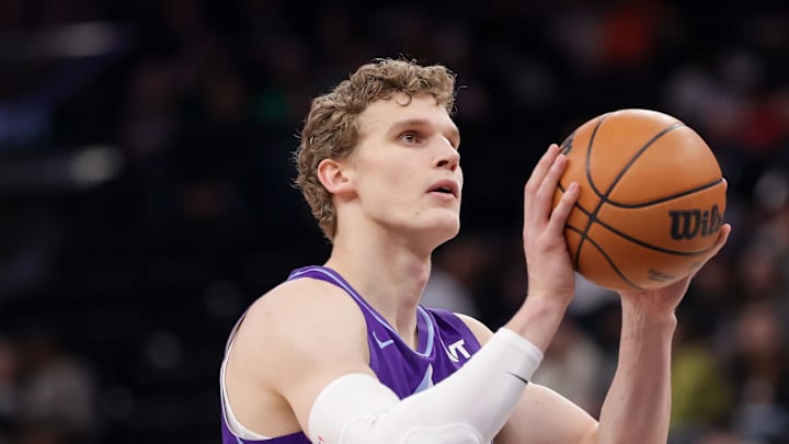 Mar 17, 2025; Salt Lake City, Utah, USA; Utah Jazz forward Lauri Markkanen (23) shoots a technical free throw during the first quarter against the Chicago Bulls at Delta Center. Mandatory Credit: Chris Nicoll-Imagn Images Mar 17, 2025; Salt Lake City, Utah, USA; Utah Jazz forward Lauri Markkanen (23) shoots a technical free throw during the first quarter against the Chicago Bulls at Delta Center. Mandatory Credit: Chris Nicoll-Imagn Images