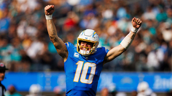 Miami Dolphins v Los Angeles Chargers Miami Dolphins v Los Angeles Chargers