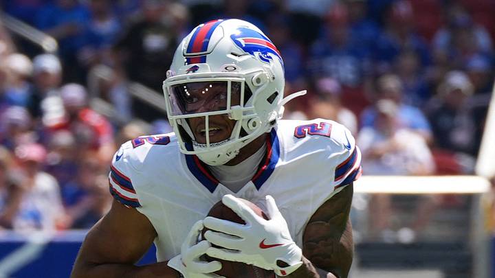 Aug 15, 2026; Orchard Park, New York, USA; Buffalo Bills wide receiver DJ Moore (2) runs with the ball after making a catch aginst the Carolina Panthers during the first half at New Highmark Stadium. Mandatory Credit: Gregory Fisher-Imagn Images Aug 15, 2026; Orchard Park, New York, USA; Buffalo Bills wide receiver DJ Moore (2) runs with the ball after making a catch aginst the Carolina Panthers during the first half at New Highmark Stadium. Mandatory Credit: Gregory Fisher-Imagn Images