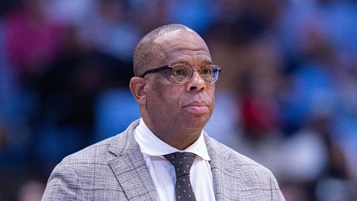 Nov 14, 2025; Chapel Hill, North Carolina, USA; North Carolina Tar Heels head coach Hubert Davis looks on during the second half against the North Carolina Central Eagles at Dean E. Smith Center. Mandatory Credit: Scott Kinser-Imagn Images Nov 14, 2025; Chapel Hill, North Carolina, USA; North Carolina Tar Heels head coach Hubert Davis looks on during the second half against the North Carolina Central Eagles at Dean E. Smith Center. Mandatory Credit: Scott Kinser-Imagn Images
