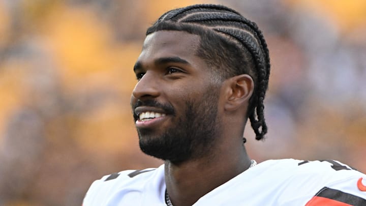 Oct 12, 2025; Pittsburgh, Pennsylvania, USA; Cleveland Browns quarterback Shedeur Sanders (12) watches the action against the Pittsburgh Steelers during the fourth quarter at Acrisure Stadium. Mandatory Credit: Barry Reeger-Imagn Images Oct 12, 2025; Pittsburgh, Pennsylvania, USA; Cleveland Browns quarterback Shedeur Sanders (12) watches the action against the Pittsburgh Steelers during the fourth quarter at Acrisure Stadium. Mandatory Credit: Barry Reeger-Imagn Images