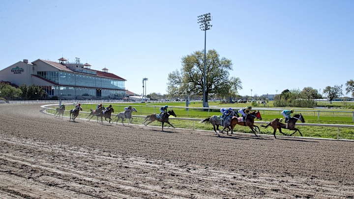 Race of the Day (Fair Grounds)