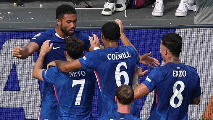Chelsea celebrate Reece James's opening goal in the round of 16.