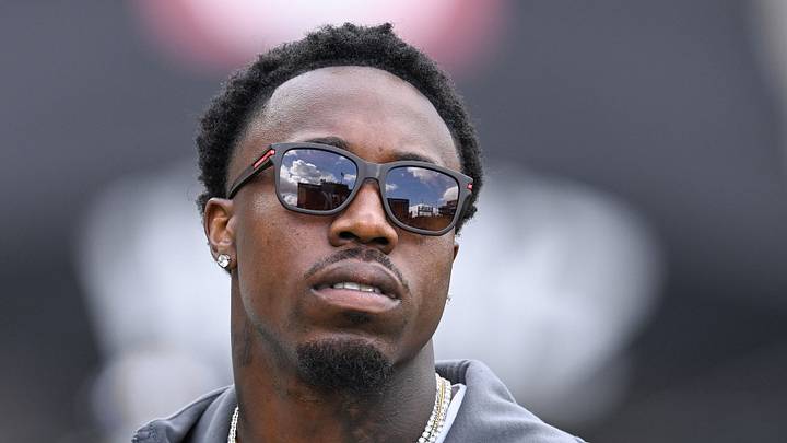 Former Pittsburgh Steelers cornerback Joey Porter Jr. watches the action during a game against the Atlanta Falcons Former Pittsburgh Steelers cornerback Joey Porter Jr. watches the action during a game against the Atlanta Falcons