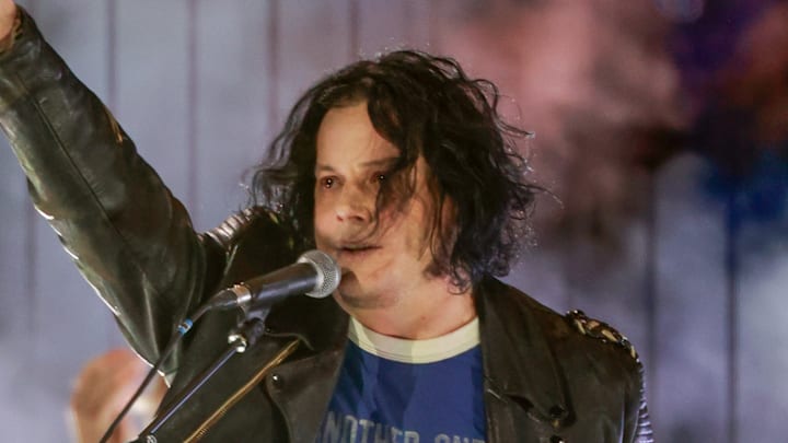 Jack White plays at the New York Giants vs Detroit Lions game
