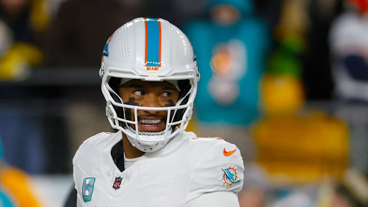 Miami Dolphins v Pittsburgh Steelers - NFL 2025