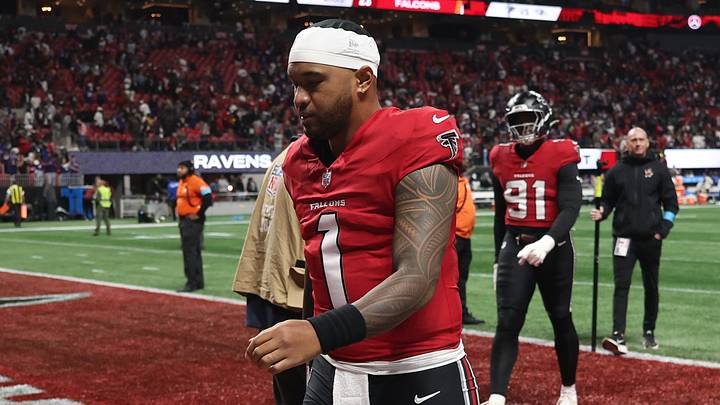 Atlanta Falcons quarterback Tua Tagovailoa 